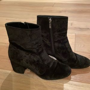 Unisa Booties.